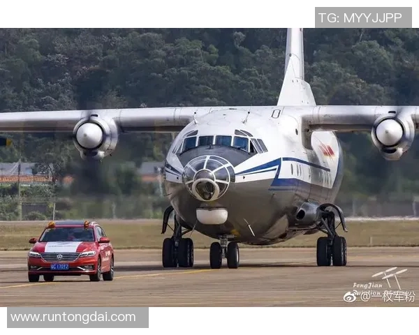 墨超华雷斯对决精彩回顾与战术分析全景展现 墨超华雷斯对决精彩回顾与战术分析全景展现