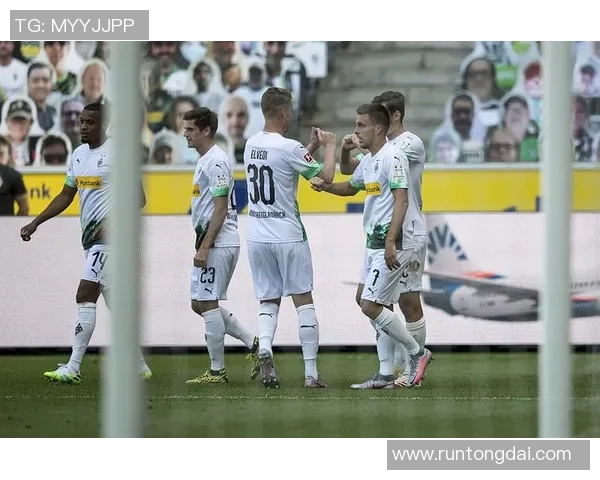 奥斯堡主场迎战拜仁慕尼黑期待精彩对决与历史交锋的较量 奥斯堡主场迎战拜仁慕尼黑期待精彩对决与历史交锋的较量