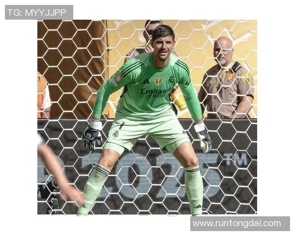 库尔图瓦的守门传奇与职业生涯的辉煌成就解析