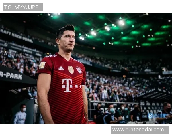 莱万重返德甲赛场为旧主破门拜仁球迷怒斥其忘恩负义情绪高涨