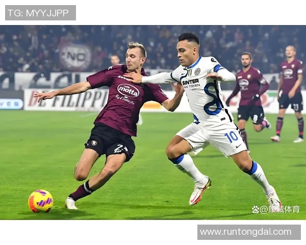 罗马与帕尔马激战正酣球迷期待精彩对决与历史交锋