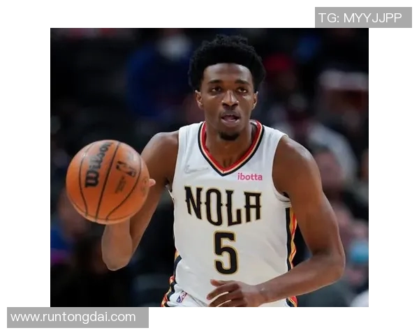 赫伯特琼斯的篮球之路与职业生涯的辉煌成就探索 赫伯特琼斯的篮球之路与职业生涯的辉煌成就探索