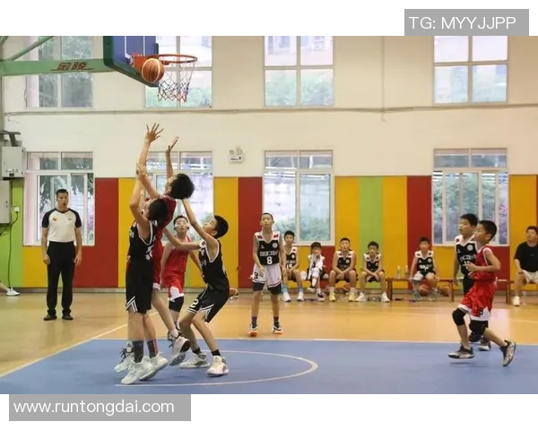 重庆篮球队荣登篮球比赛经验排行榜首位引发热议 重庆篮球队荣登篮球比赛经验排行榜首位引发热议