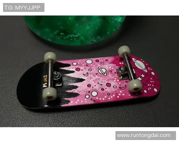 黄芳独家分享滑板心得与技巧探讨助你快速提升滑板水平