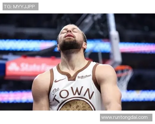 2016年勇士与独行侠激战回顾:篮球场上的巅峰对决与传奇瞬间 2016年勇士与独行侠激战回顾:篮球场上的巅峰对决与传奇瞬间