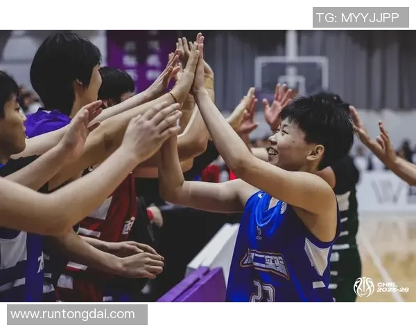 任骏飞领衔新赛季篮球征程展现个人风采与团队协作的完美结合