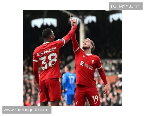 利物浦与埃弗顿的激情对决新视角解析与赛场盛况回顾