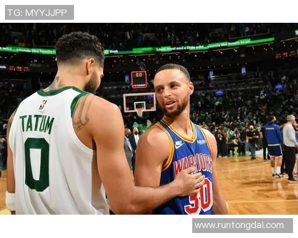 勇士与凯尔特人对决数据分析揭示比赛关键因素与球员表现